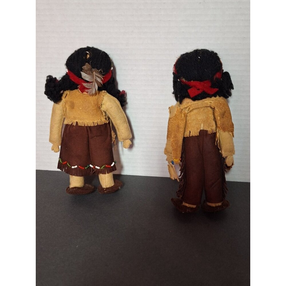 2 - Vintage Native American Handmade 7.5" Leather Clothing Dolls - Picture 16 of 16